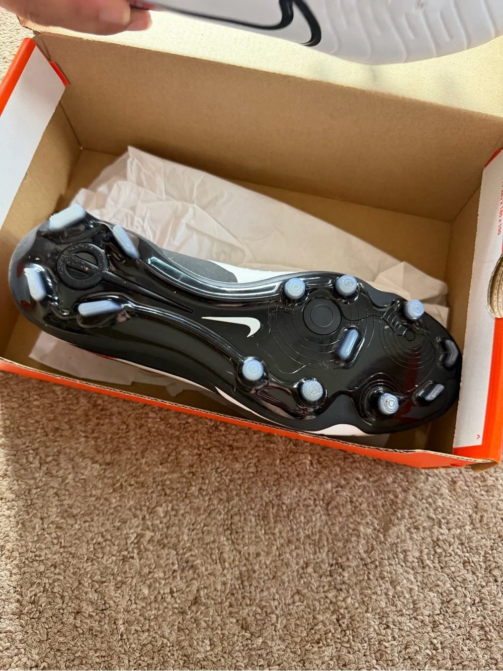 Nike Men’s White Black Red Soccer Cleats